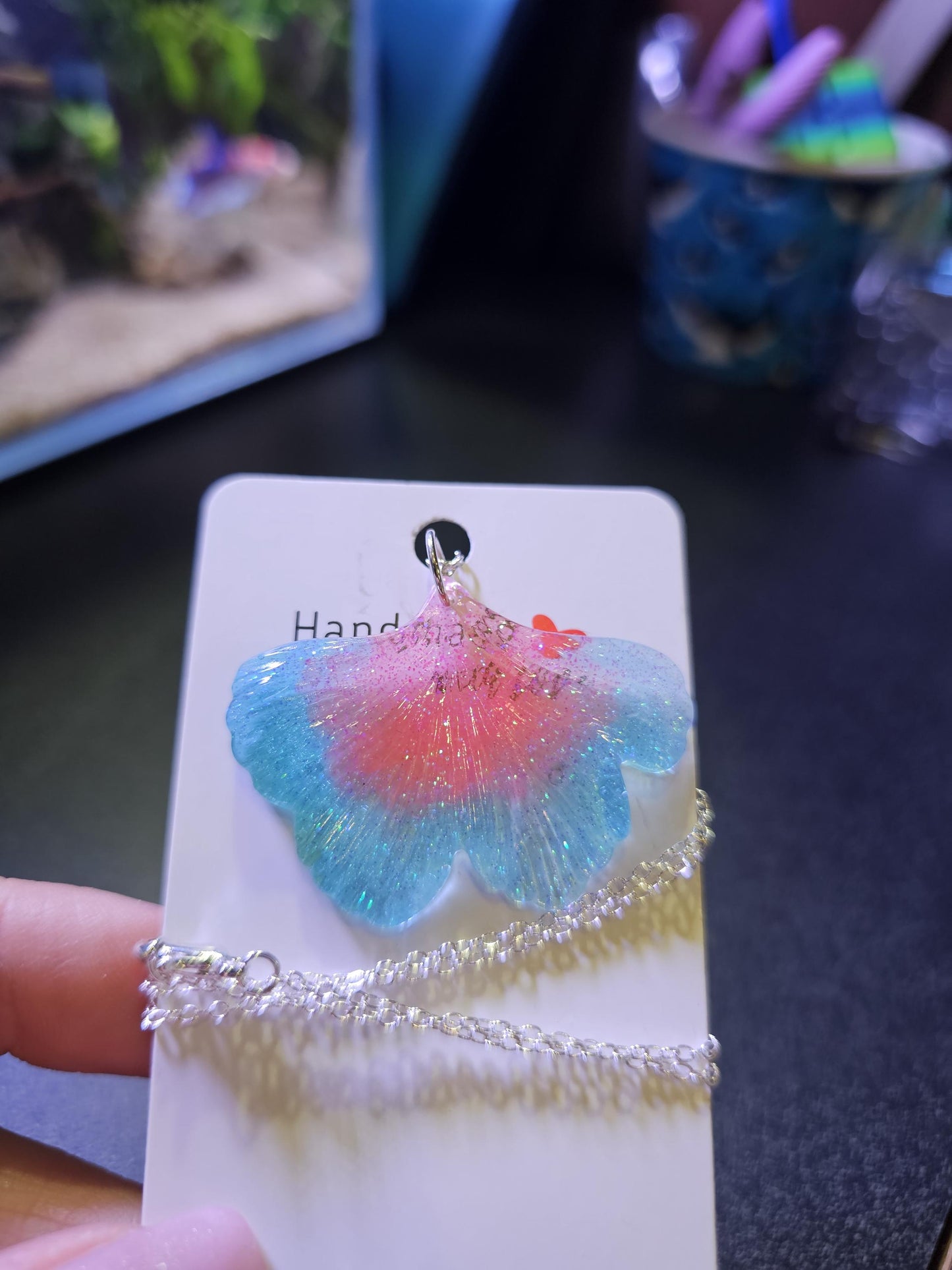 Resin flower necklace