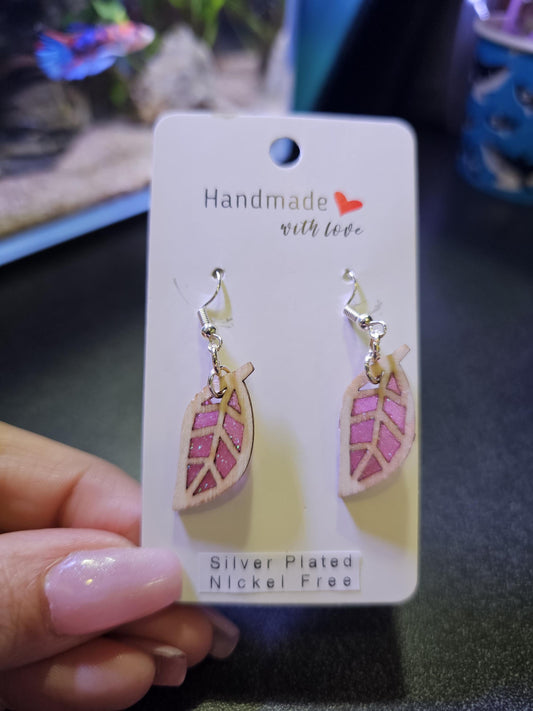 Pink resin single leaf Earrings